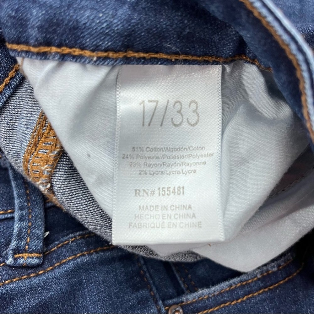 Simple Society  Distressed Dark Blue Skinny Jeans size 17/33 - Picture 3 of 3